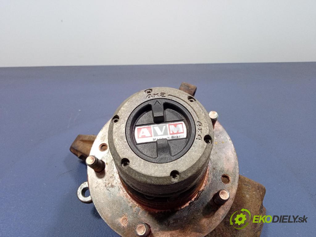 Kia Retona 2000 náboj Prava: 