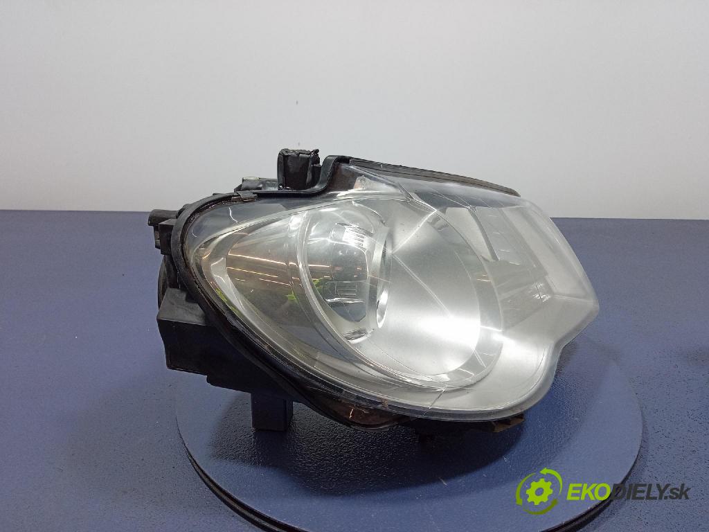 Vw Touran 2008 Reflektor: v pravo: 1T1941006B