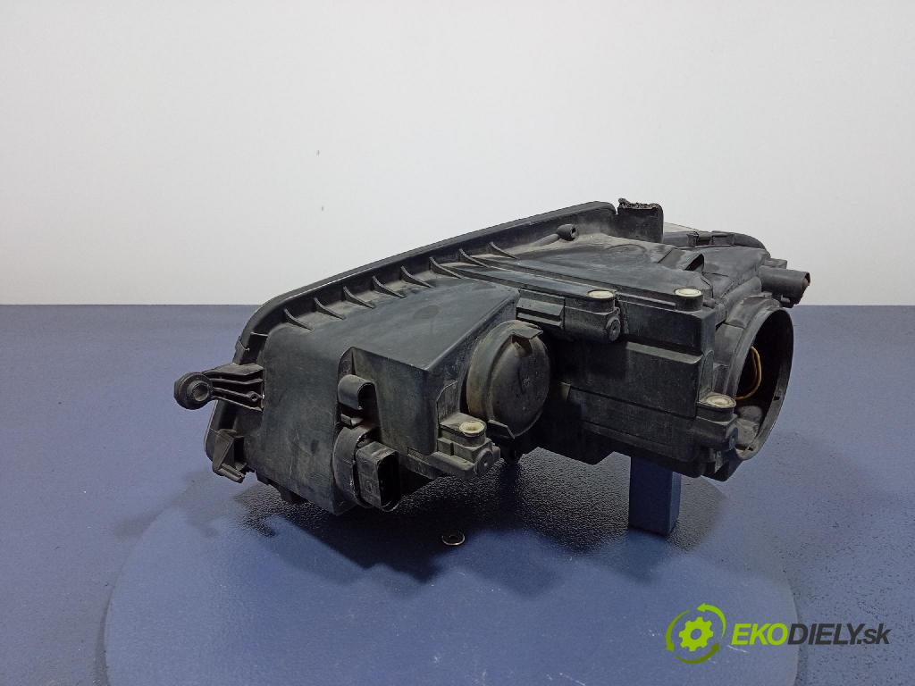 Vw Touran 2008 Reflektor: v pravo: 1T1941006B