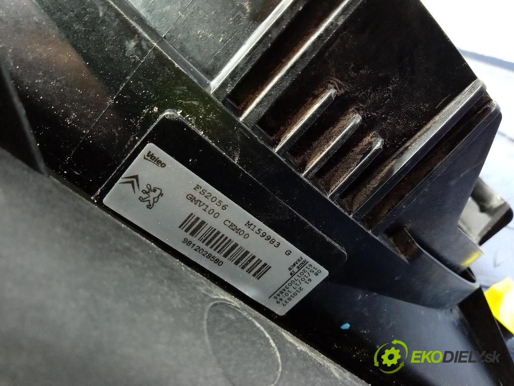 Peugeot 208 2017 výstuha Predné: / pas predný 9677952180