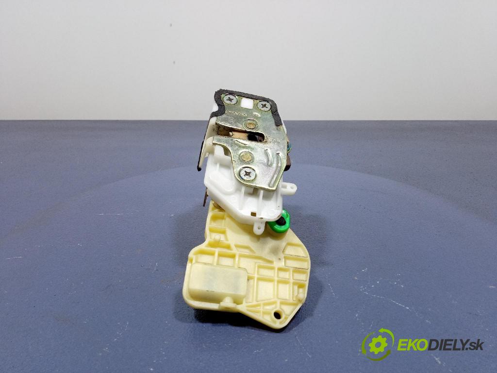 Honda Cr-v 2004 zámok Klapky: kufra: