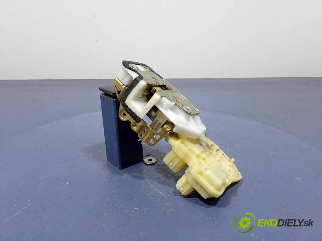 Honda Cr-v 2004 zámok Klapky: kufra: