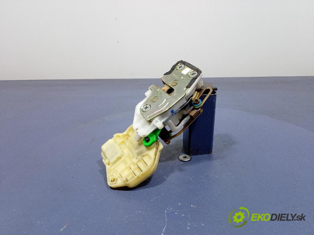 Honda Cr-v 2004 zámok Klapky: kufra: