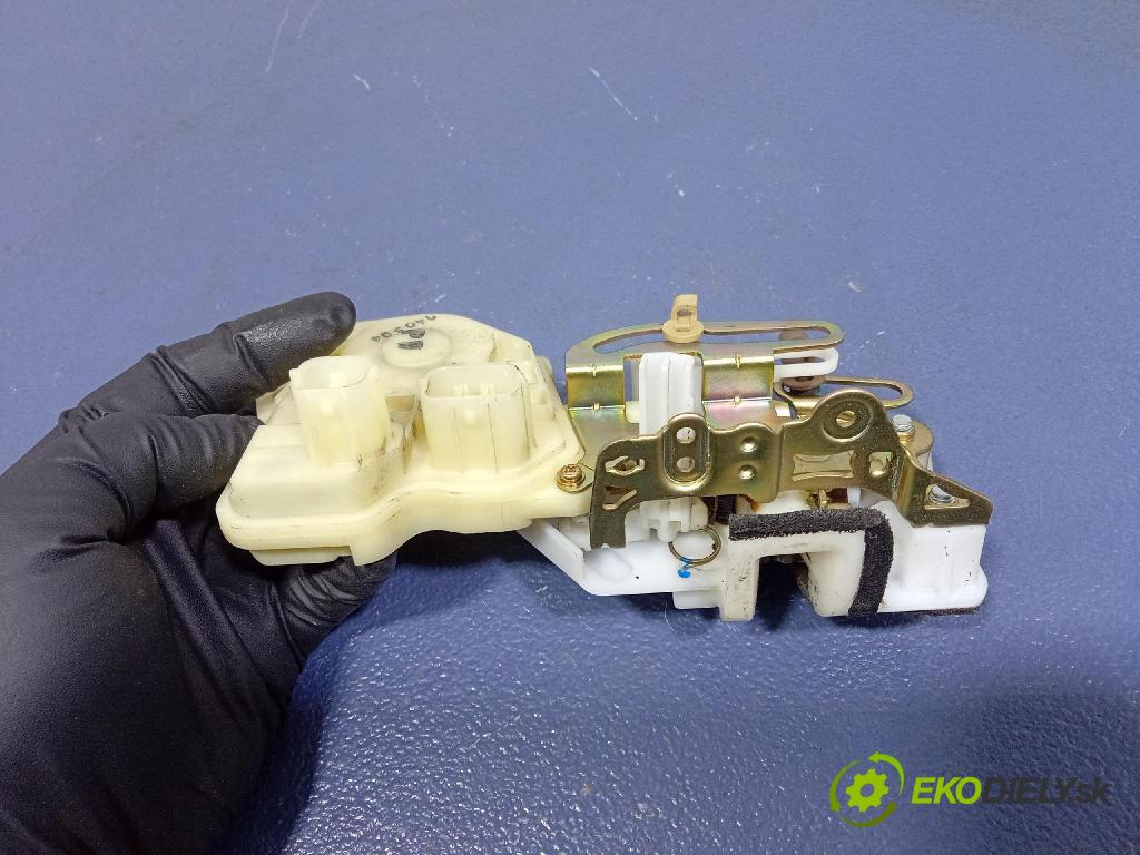 Honda Cr-v 2004 zámok Klapky: kufra: 