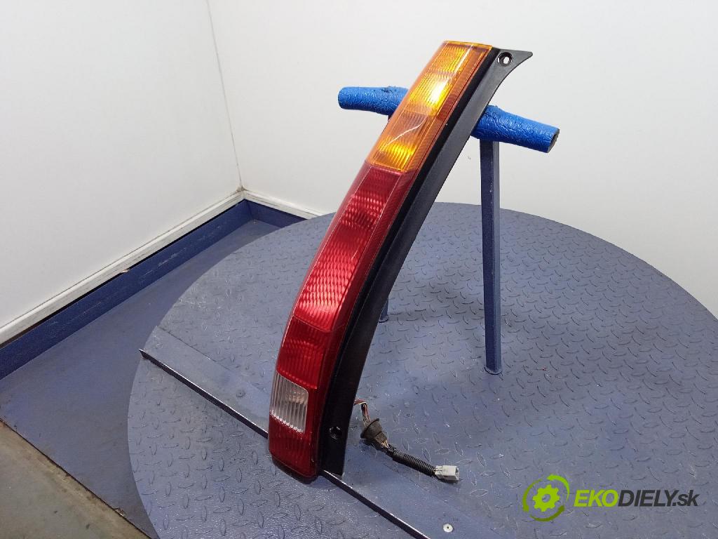 Honda Cr-v 2004 svetlo / reflektor zad ľavá Vonkajsia: 2VP238014-01