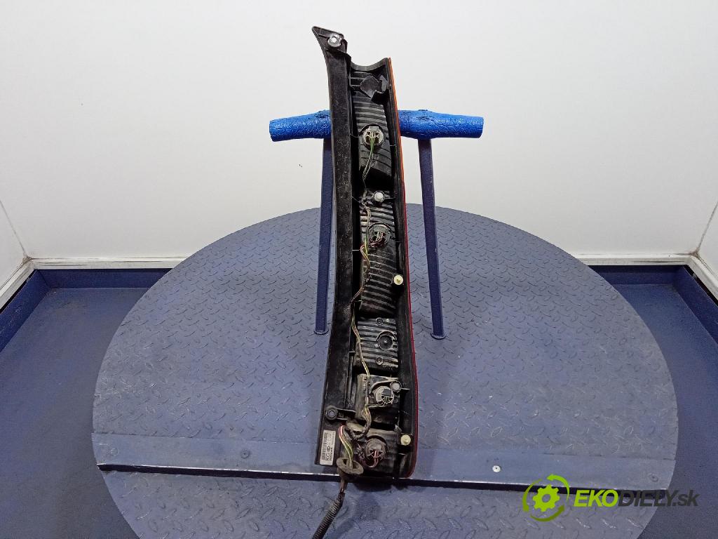 Honda Cr-v 2004 svetlo / reflektor zad ľavá Vonkajsia: 2VP238014-01