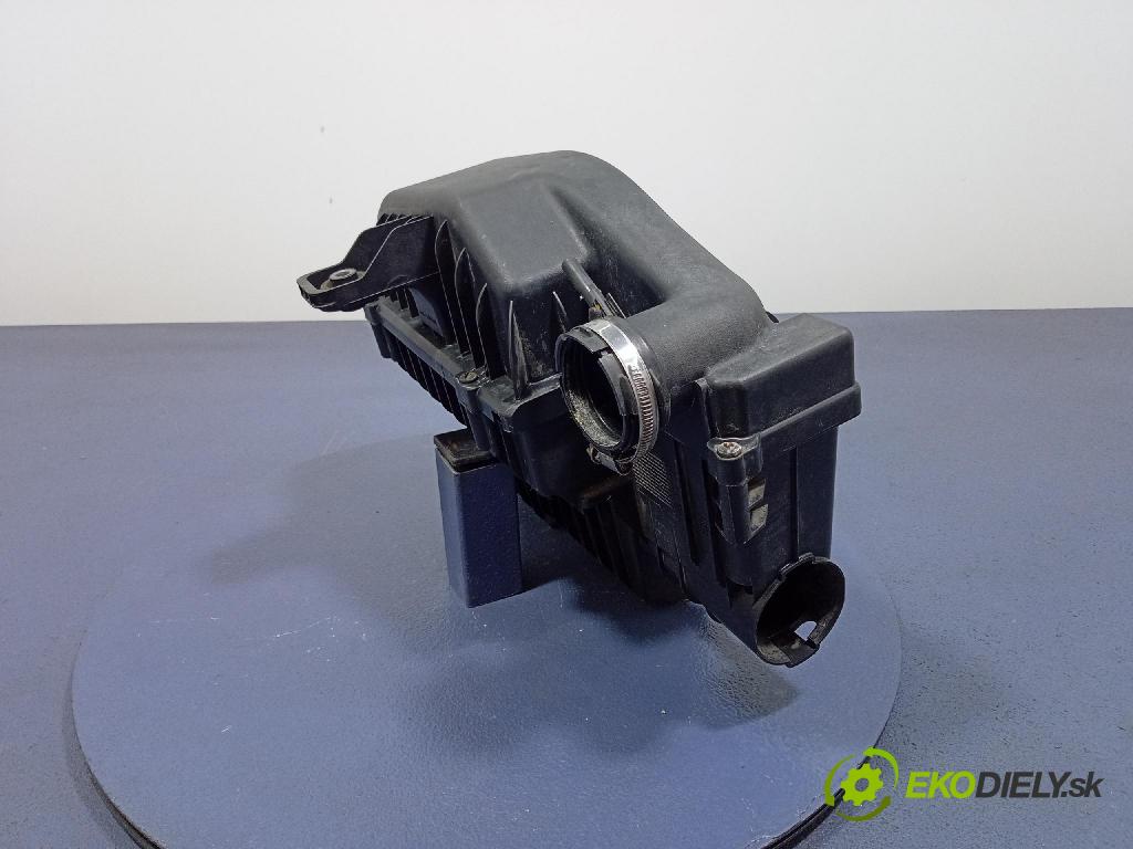 Peugeot 208 2017 obal Filtre: Vzduch: 9826454780