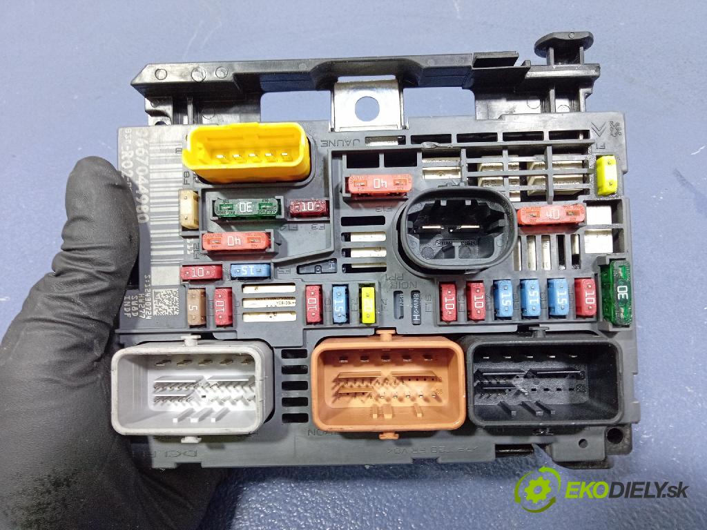 Citroen C4 picasso 2010 skrinka Poistky: 9667044980