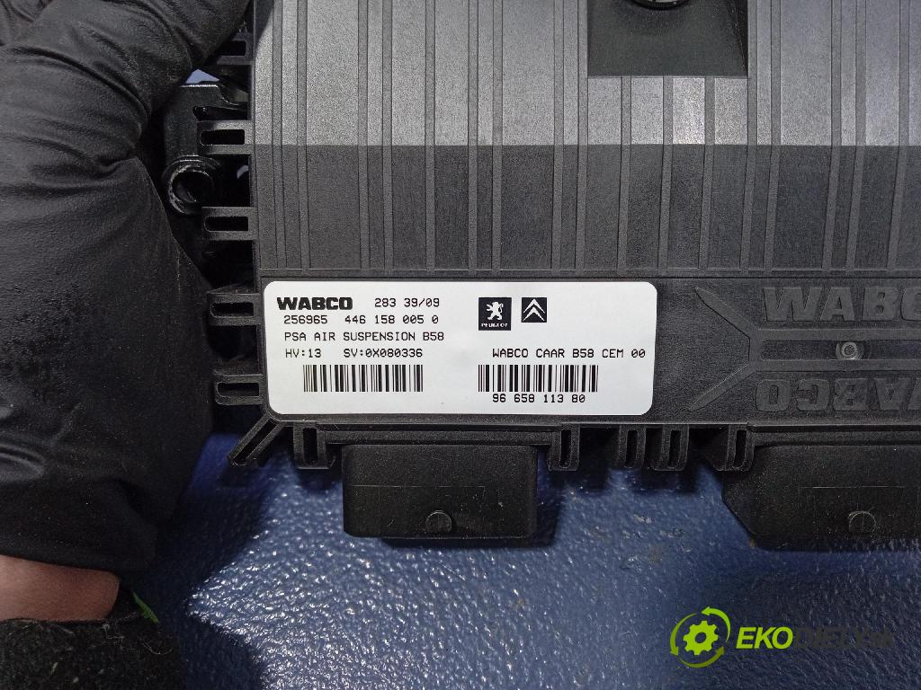 Citroen C4 picasso 2010 riadiaca jednotka 9665811380