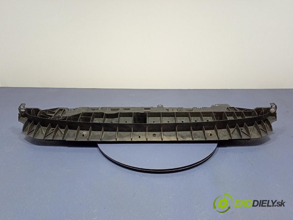 Peugeot 208 2017 kryt Plast: podvozek: 9673271680