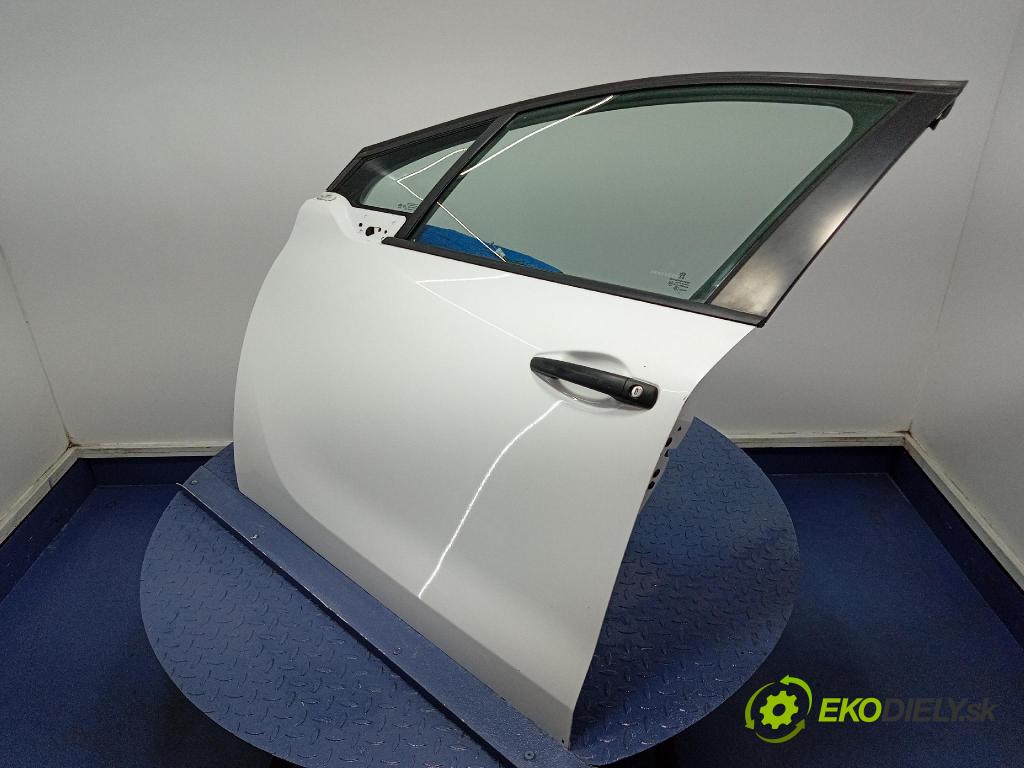 Peugeot 208 2017 dvere Predné Vľavo: