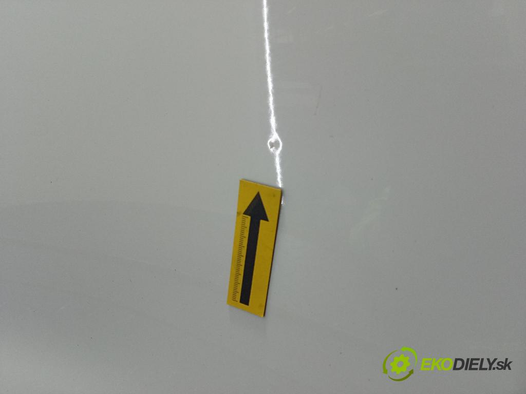 Peugeot 208 2017 dvere Predné pravé