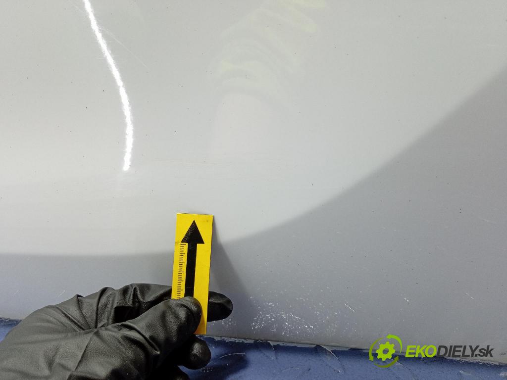 Peugeot 208 2017 dvere Predné pravé