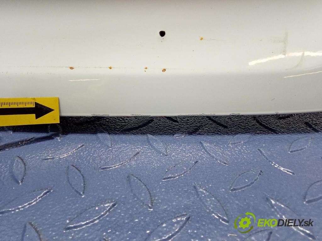 Peugeot 208 2017 zadna dveře kufra: kufra: