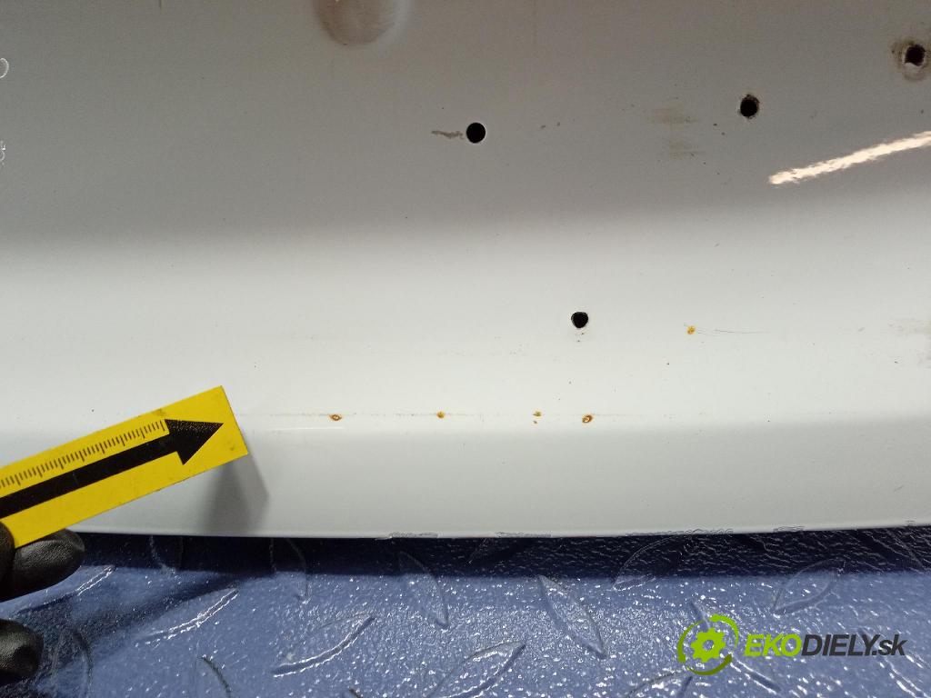 Peugeot 208 2017 zadna dveře kufra: kufra: