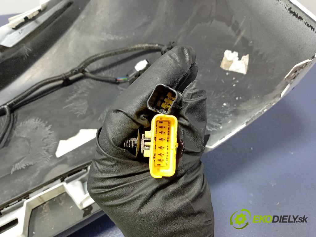 Peugeot 208 2017 nárazník zad 