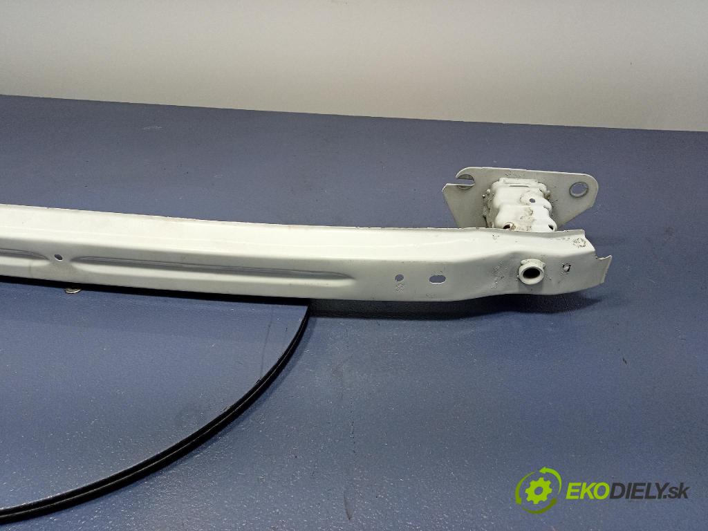 Peugeot 208 2017 výstuha narazník zad 728082