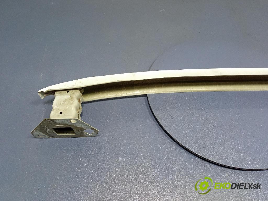 Peugeot 208 2017 výstuha narazník zad 728082