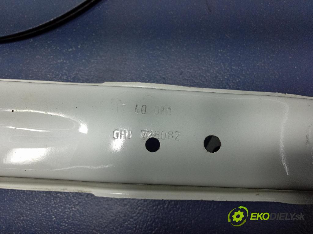 Peugeot 208 2017 výstuha narazník zad 728082