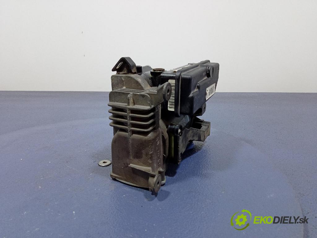 Citroen C4 picasso 2010 Kompresor Vzduch: 9682022980