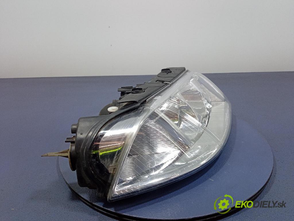 Vw Passat 2001 Reflektor: v pravo: 341-1109R