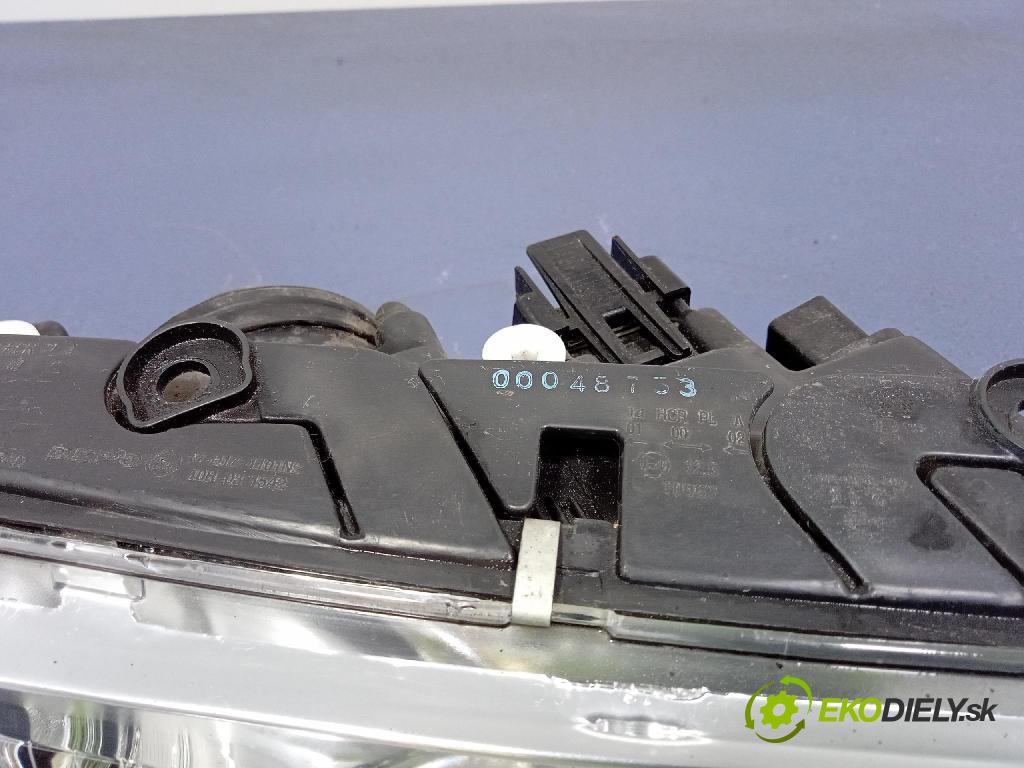 Vw Passat 2001 Reflektor: v pravo: 341-1109R