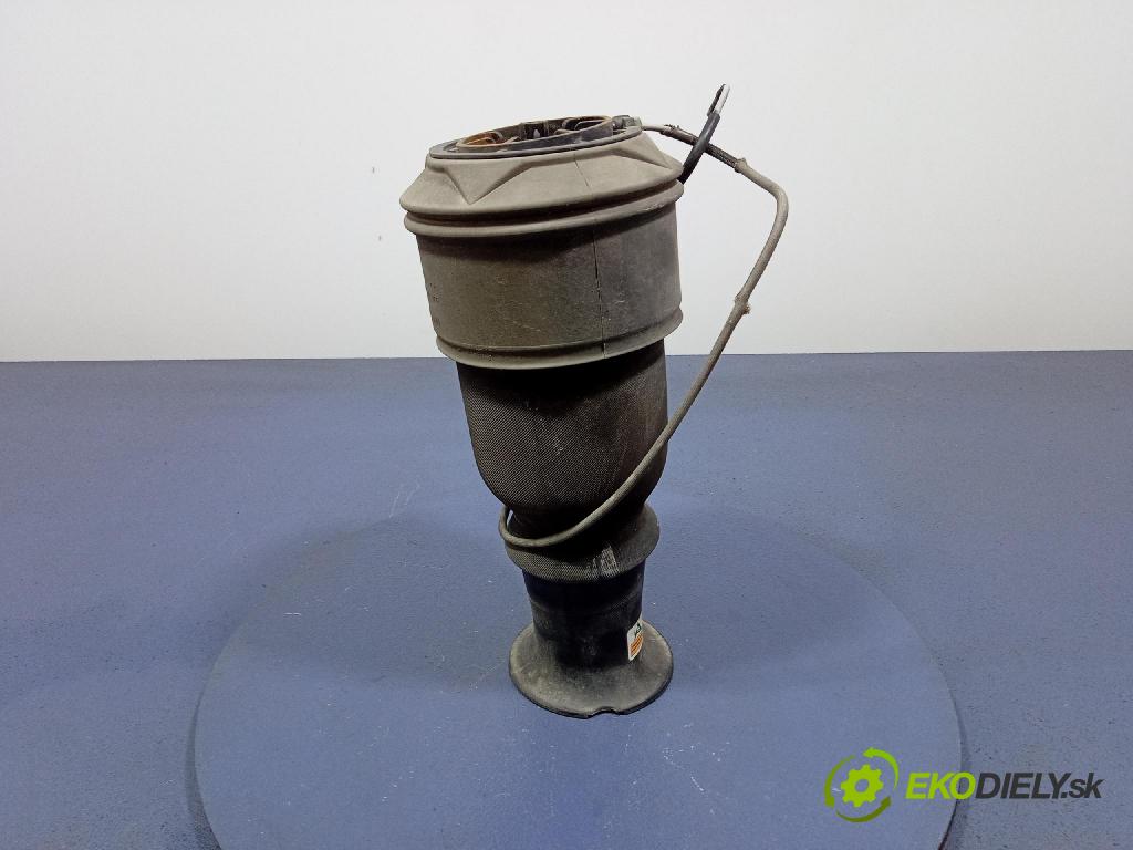 Citroen C4 picasso 2010 airbag Pozastavenia: A-2939