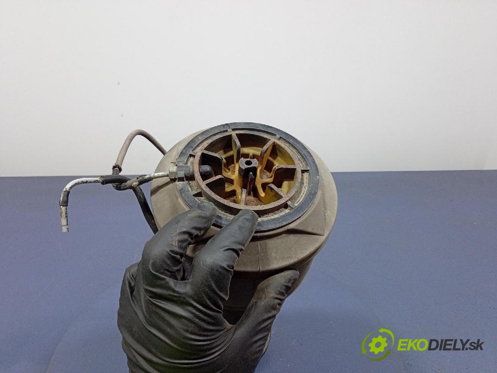 Citroen C4 picasso 2010 airbag Pozastavenia: A-2939