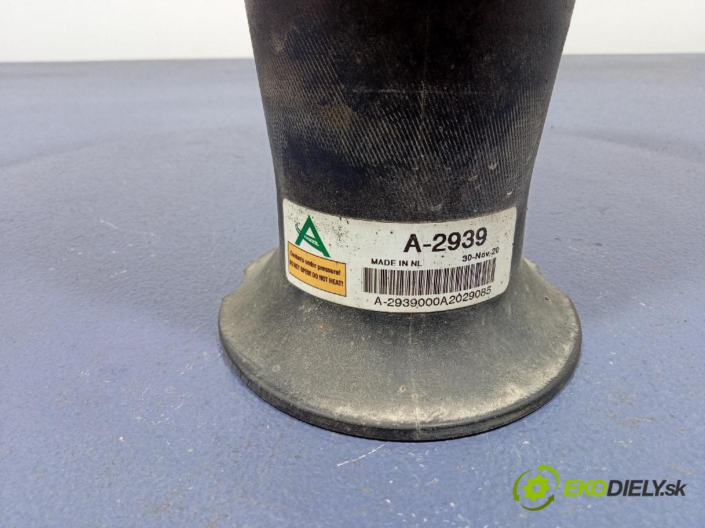 Citroen C4 picasso 2010 airbag Pozastavenia: A-2939