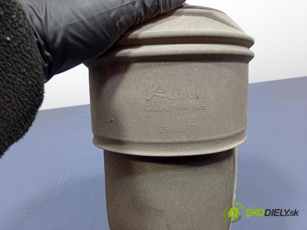 Citroen C4 picasso 2010 airbag Pozastavenia: A-2939