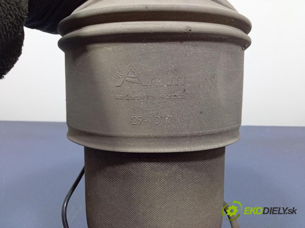 Citroen C4 picasso 2010 airbag Pozastavenia: A-2939