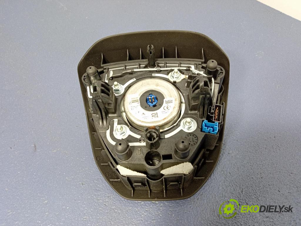 Peugeot 208 2017 kokpit,pristrojová doska 96746579ZD