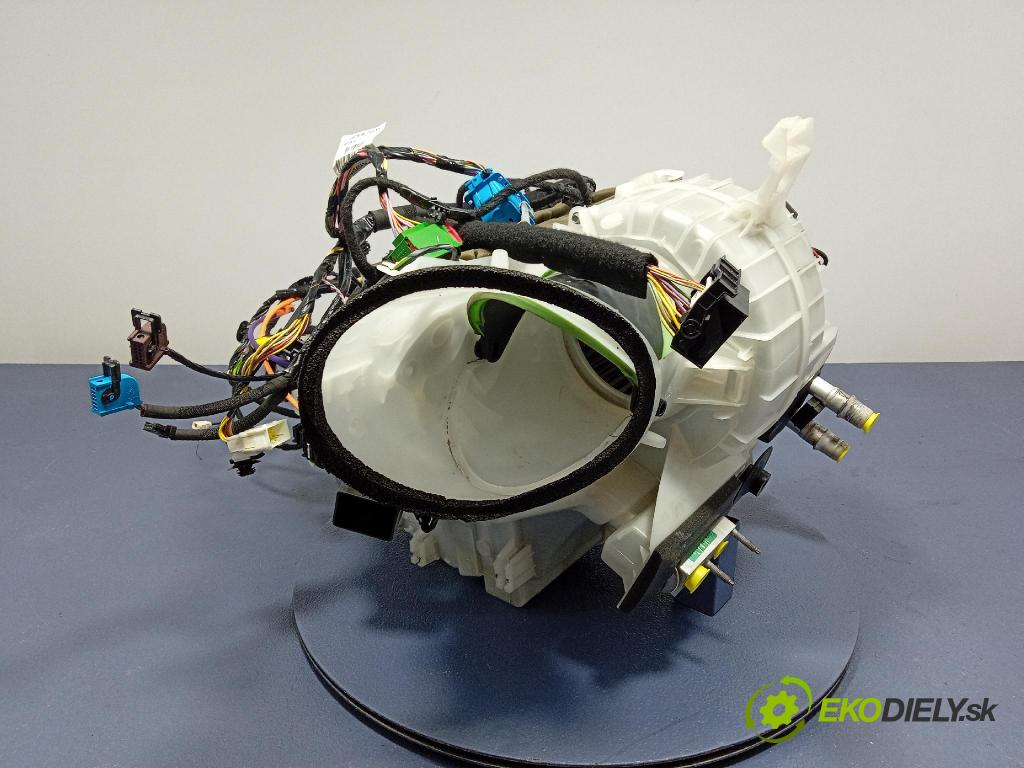 Peugeot 208 2017 radiator 98194325ZD