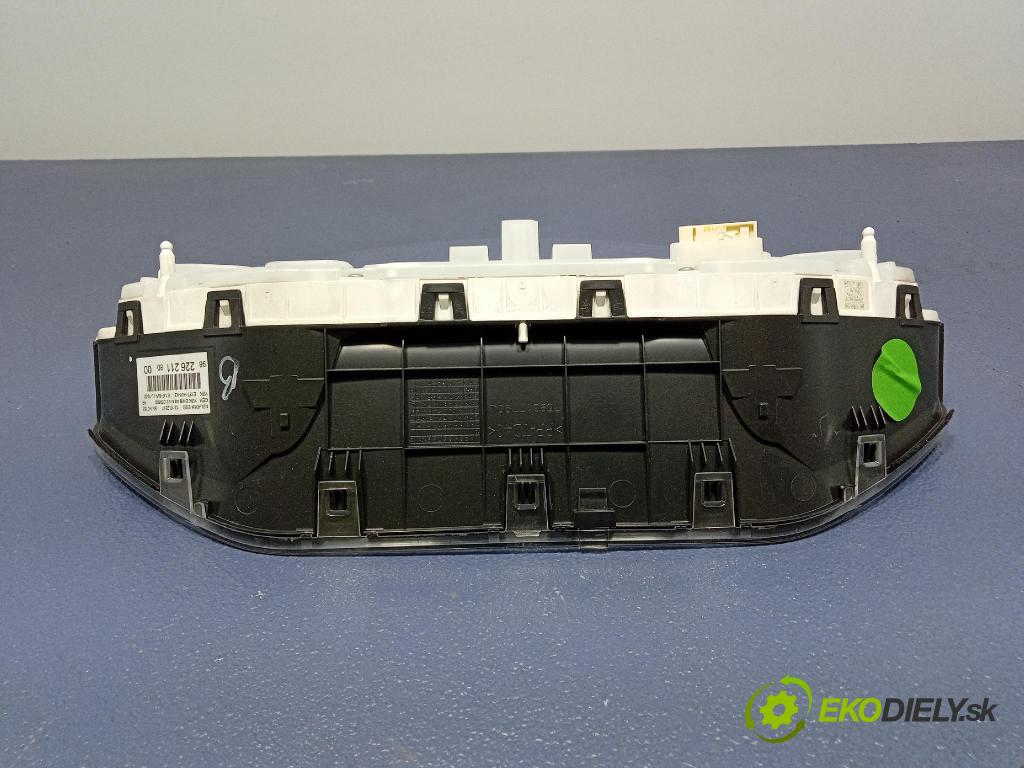 Peugeot 208 2017 prístrojovka/ budíky 9822621180