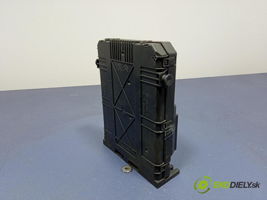 Peugeot 208 2017 skrinka Poistky: 9819849680