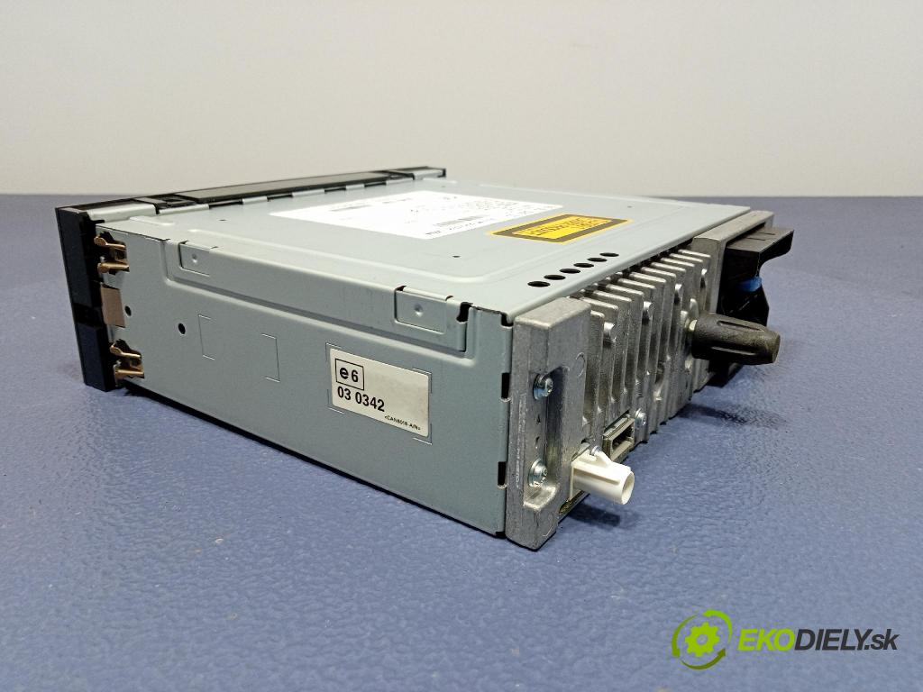 Peugeot 208 2017 Radio I Navigácia: 98051026ZD