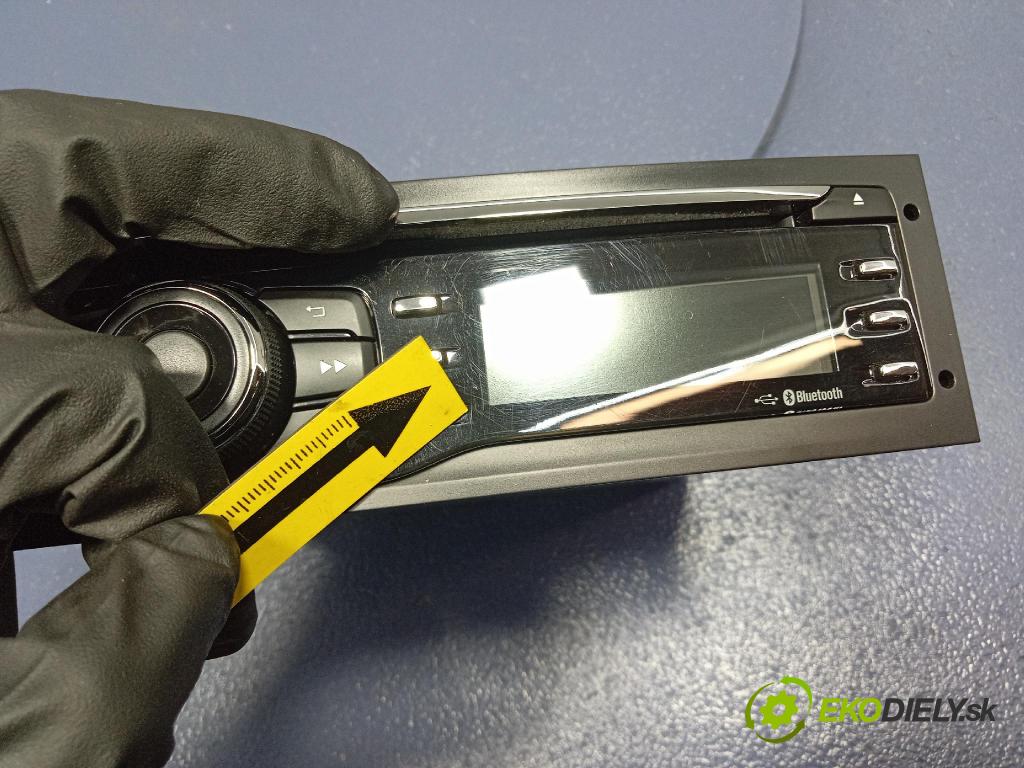 Peugeot 208 2017 Radio I Navigácia: 98051026ZD