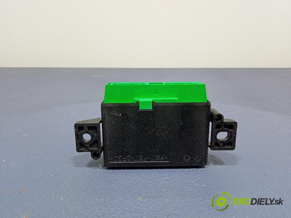 Peugeot 208 2017 snímač / riadiaca jednotka PDC 0263014165