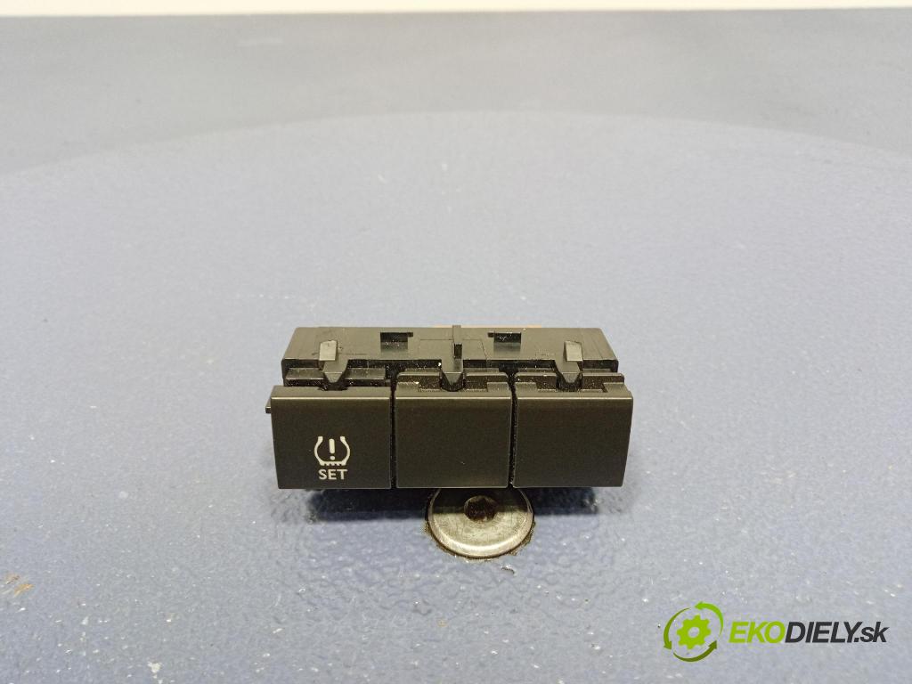 Peugeot 208 2017 prepínač 98029929ZD