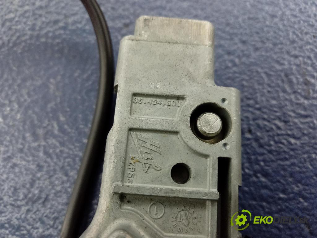 Peugeot 208 2017 Spínač zapaľovania: 9663123380