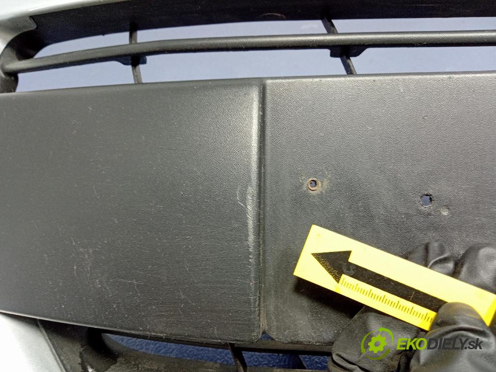 Peugeot 208 2017 miežka / Gril: 9810920180