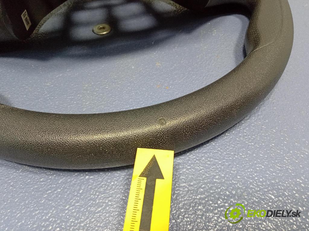 Peugeot 208 2017 volant 62952900A