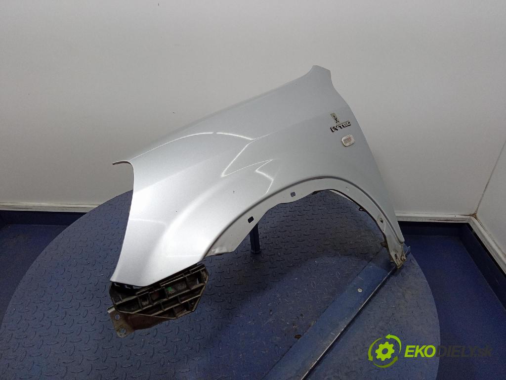 Honda Cr-v 2004 blatník Predné Vľavo: