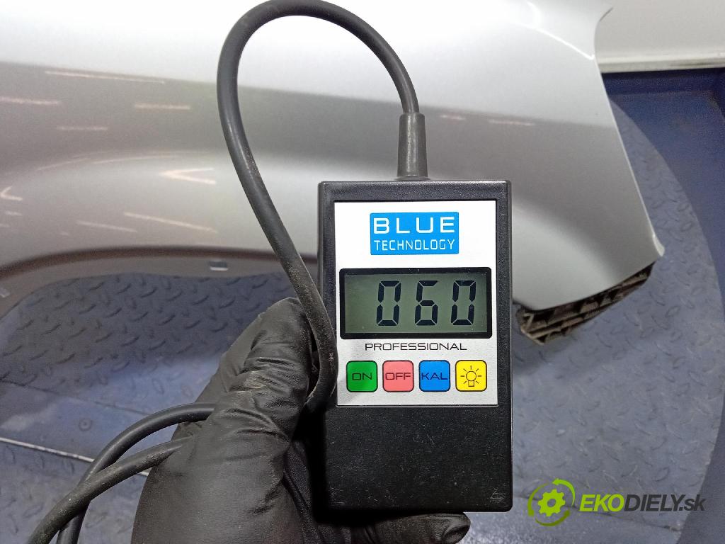 Honda Cr-v 2004 blatník Predné v pravo: