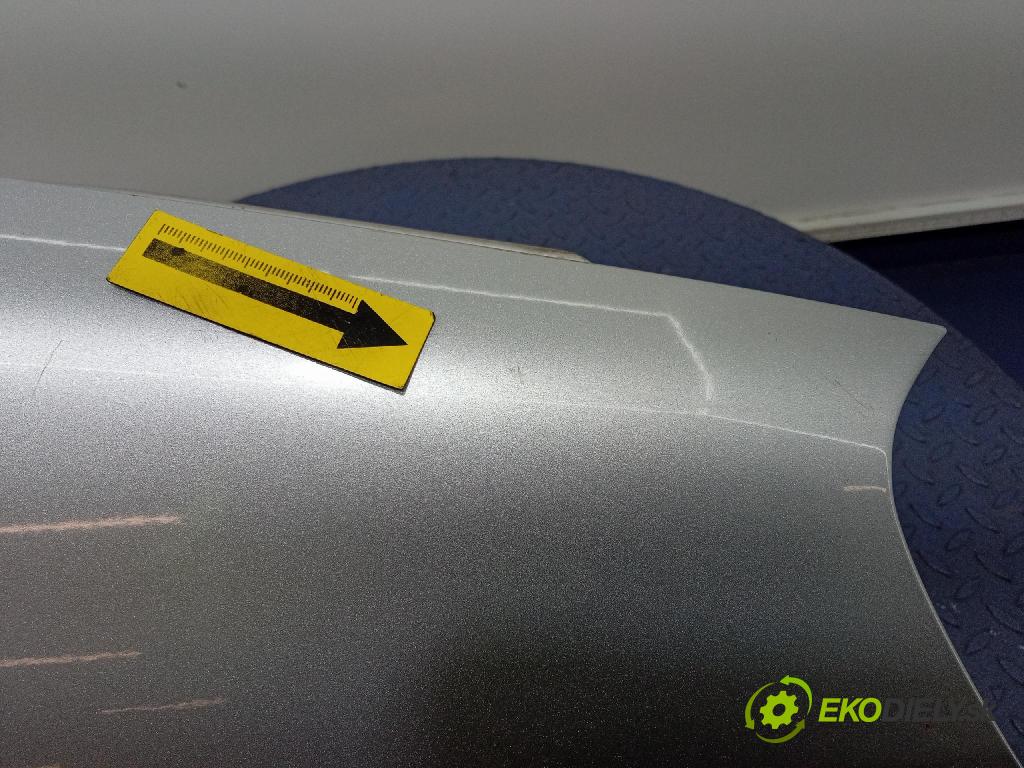 Honda Cr-v 2004 blatník Predné v pravo: