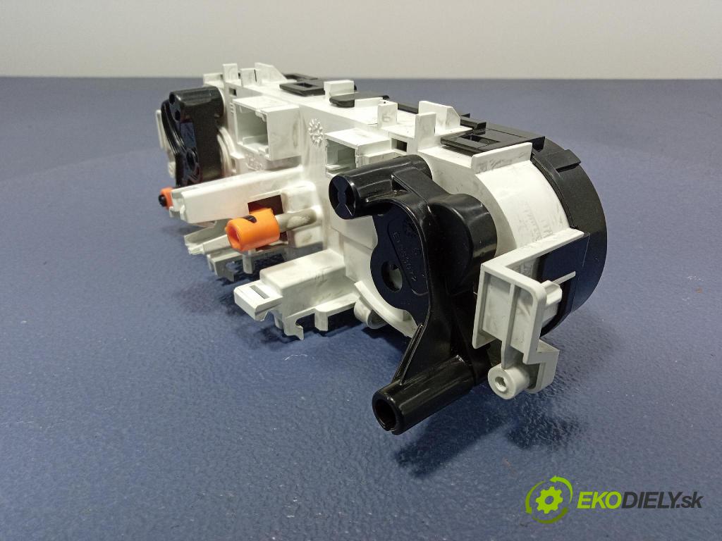 Peugeot 208 2017 prepínač Klimatizácia: Prúd vzduchu: E1063071