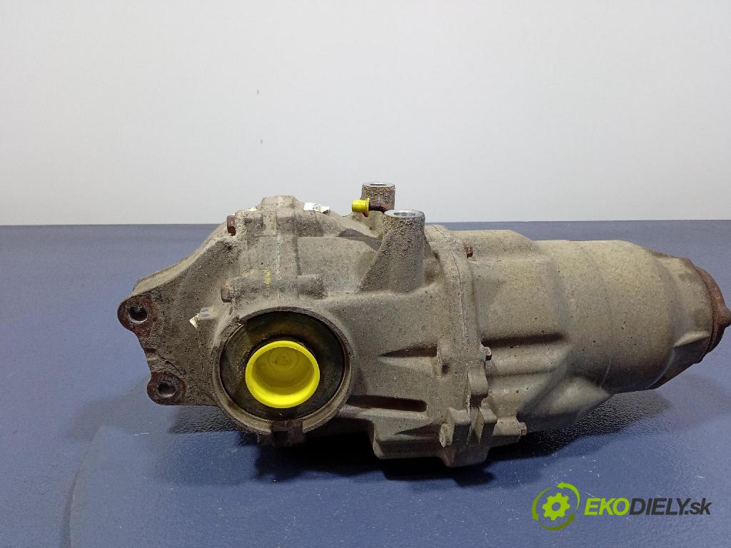 Honda Cr-v 2004 Most: Zadný: