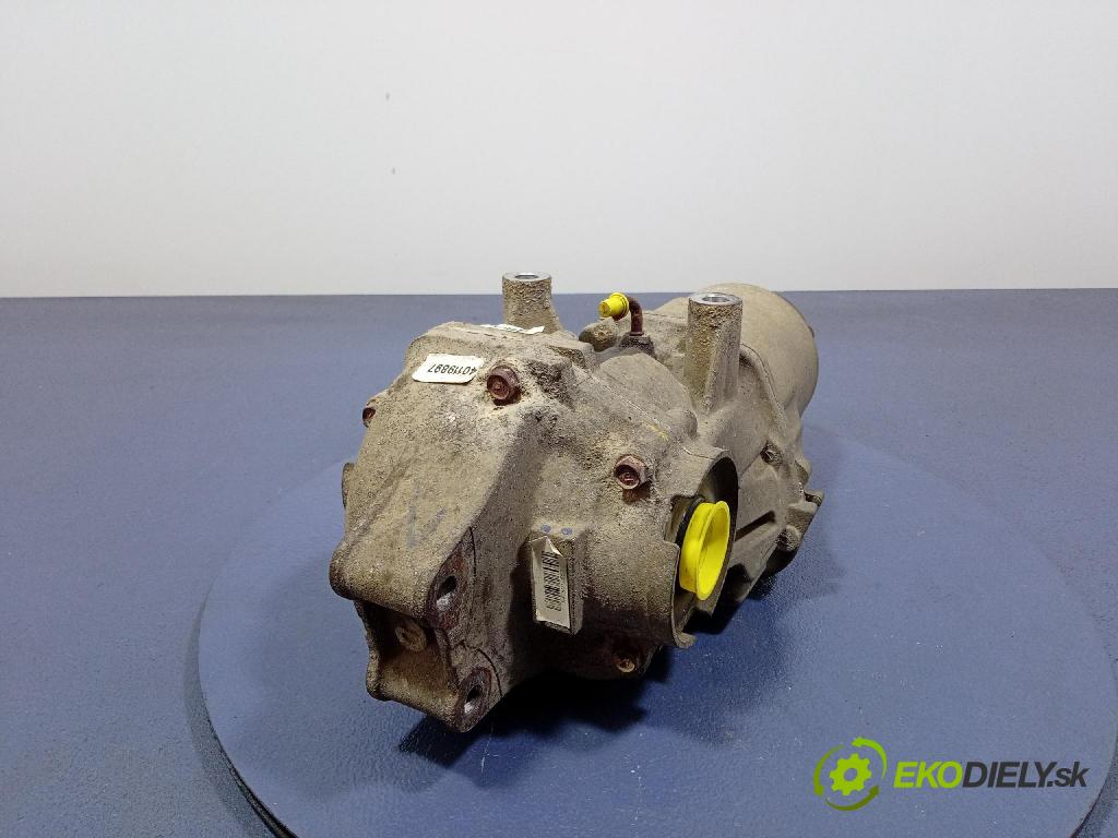 Honda Cr-v 2004 Most: Zadný: