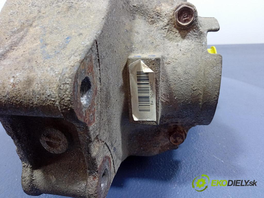 Honda Cr-v 2004 Most: Zadný: