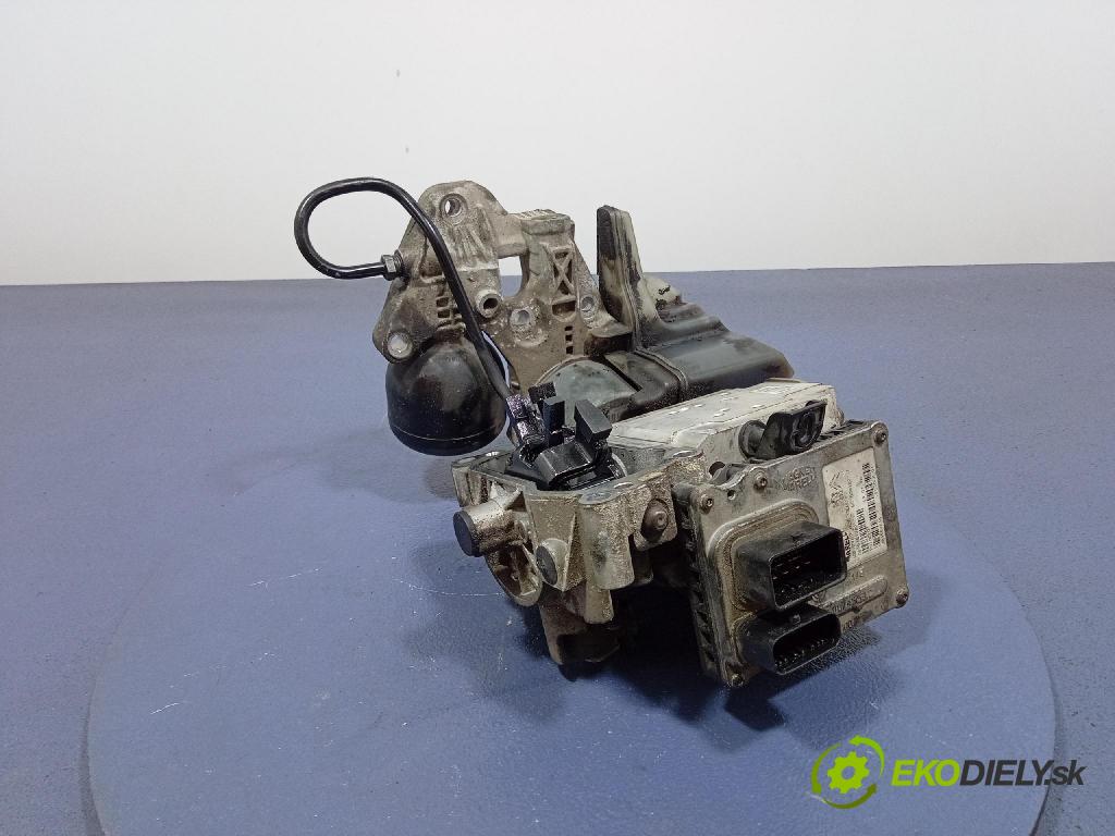 Citroen C4 picasso 2010 Páka: Zmeny: 9666161780